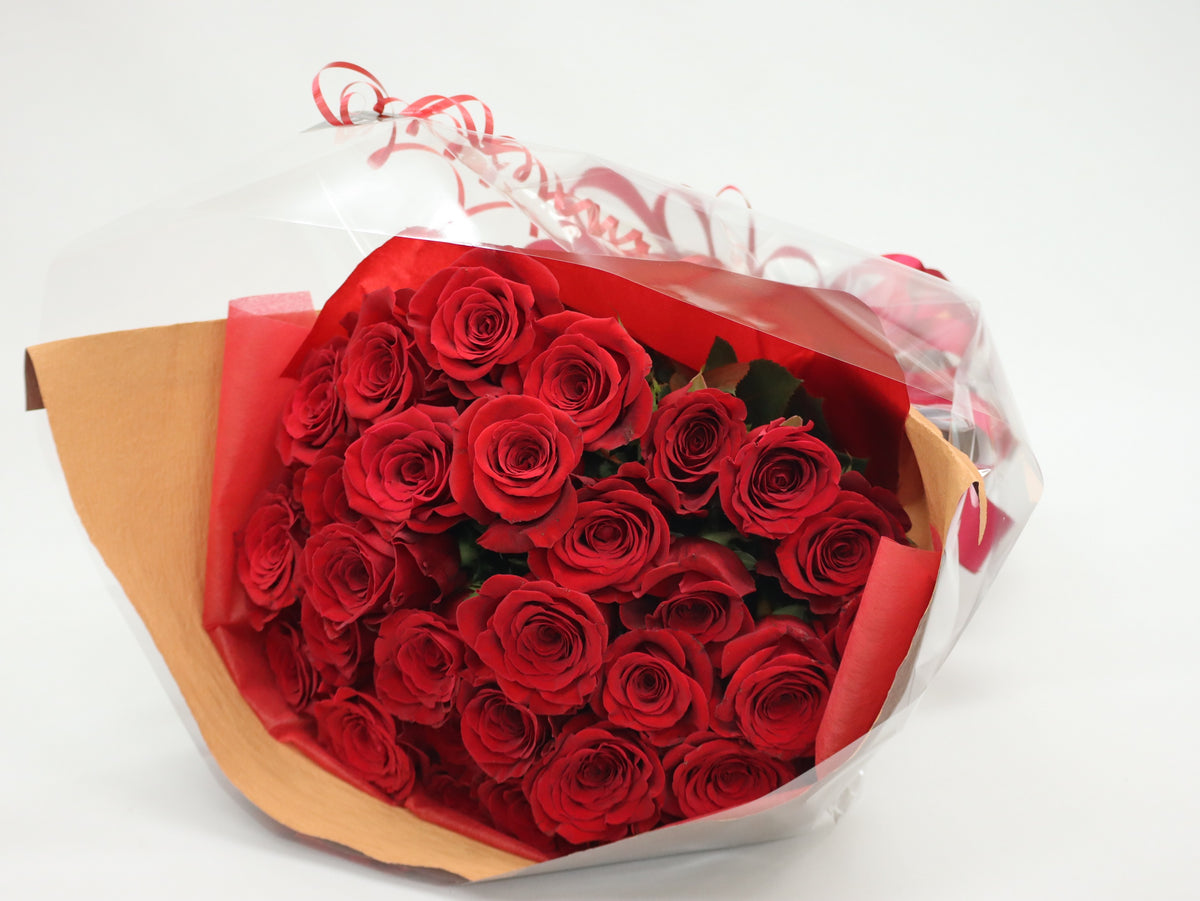 30本の赤バラのブーケ